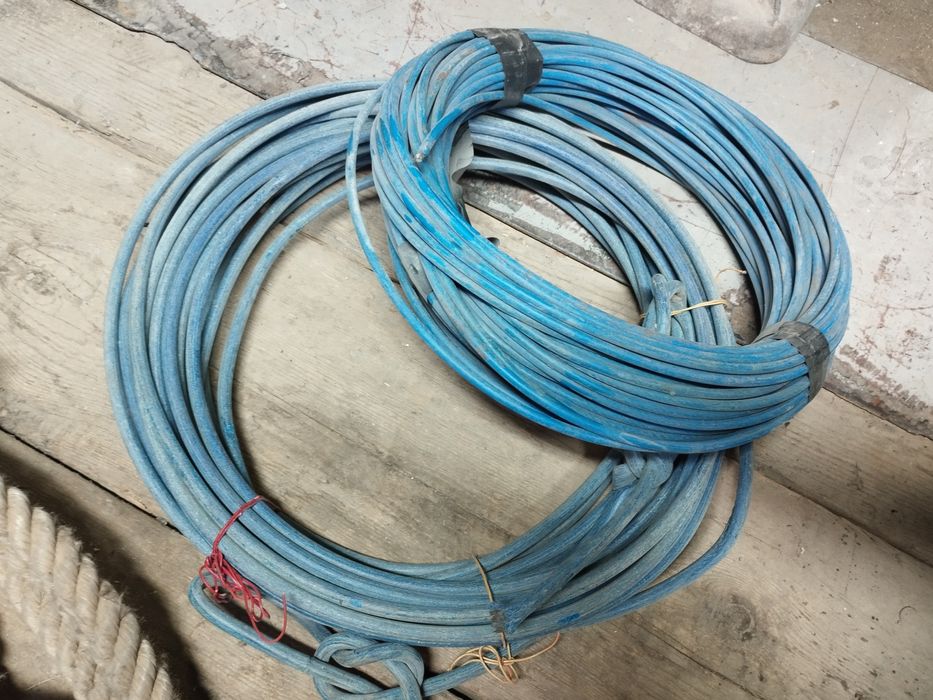 Продам трос в оплётке