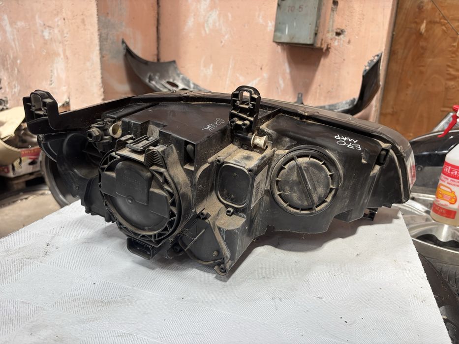 Ляв фар BMW E70
