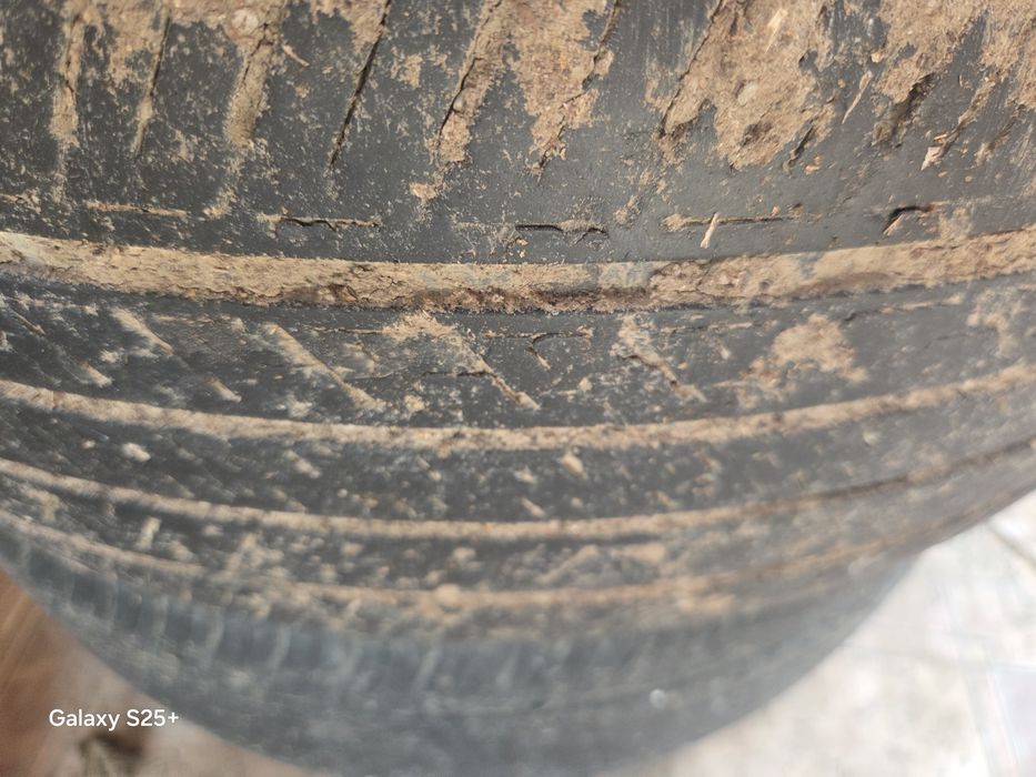 Летние шины 235 /55/ 18