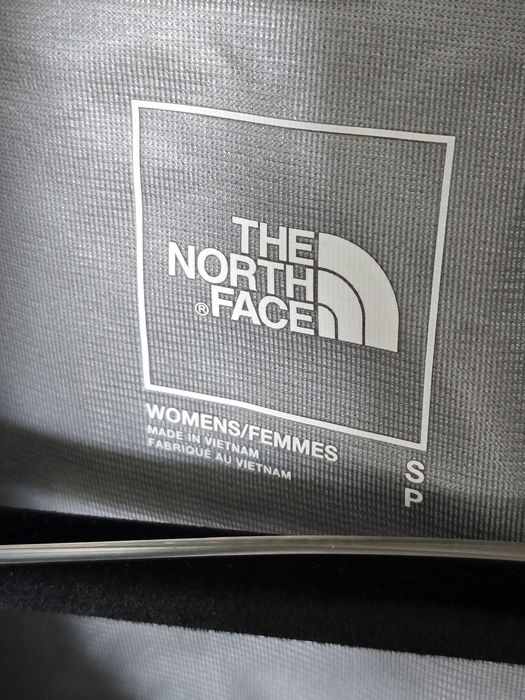 Geaca dama The North Face 3L Jazzy Gore-Tex!