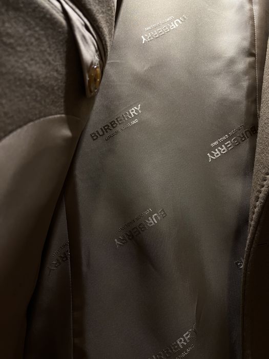 Palton BURBERRY Original 100%, NOU, nepurtat