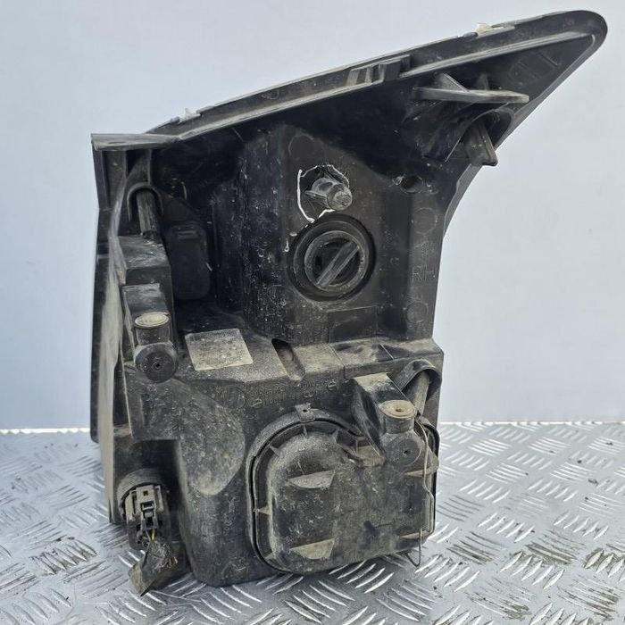 Far dreapta halogen Ford Transit 7