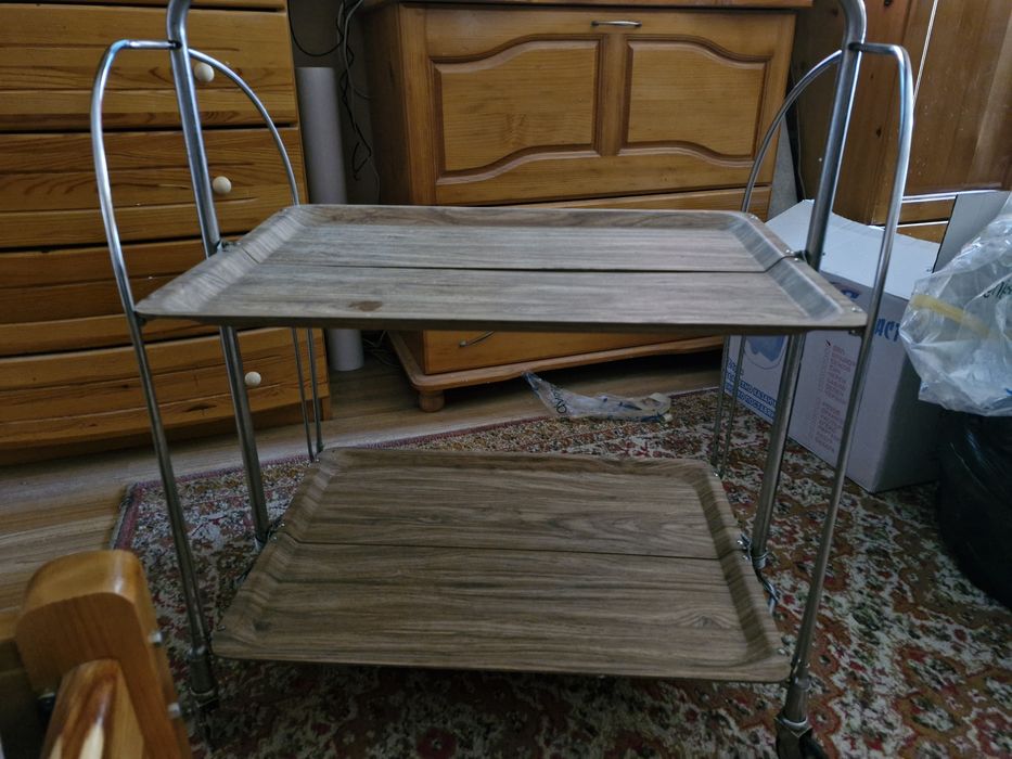 Сгъваема помощна масичка