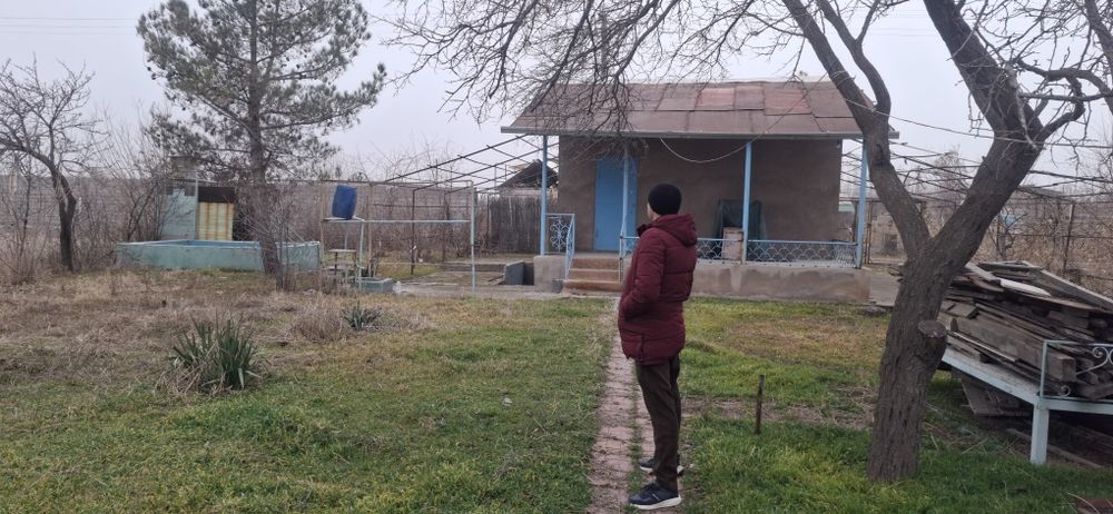 Дача сотилади 12 сотих СРОЧНО