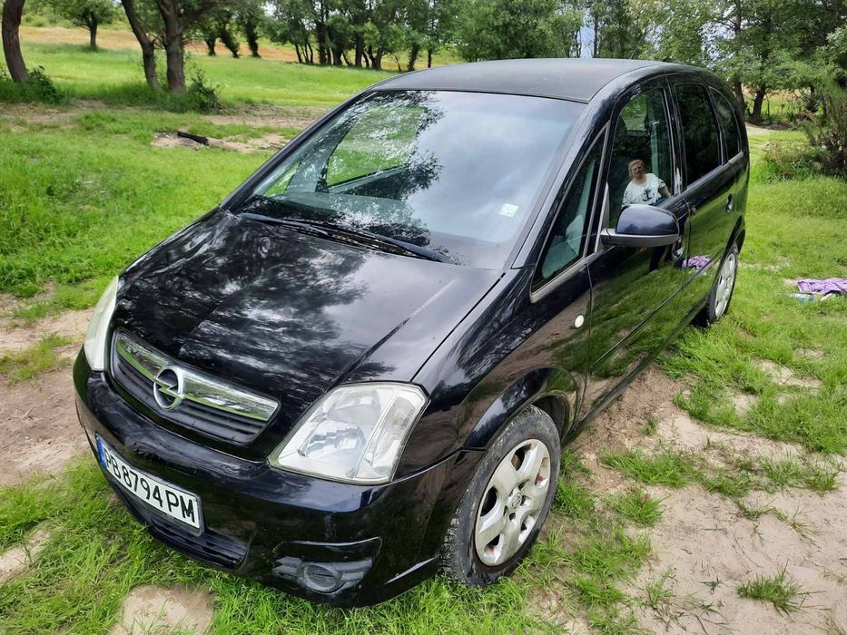 Opel Meriva - газова уредба 1600куб.см.158000 км. 2007 г.