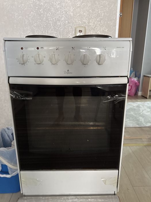 Продам электро плиту