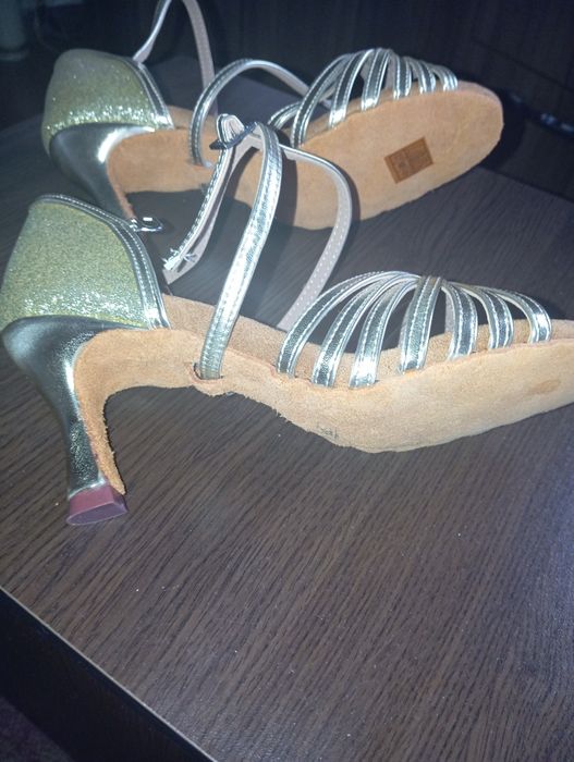 Обувки 38 номер за латино танци