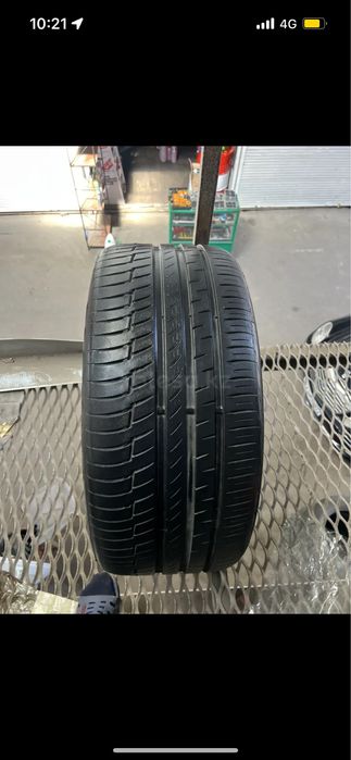 Continental 275/35R22