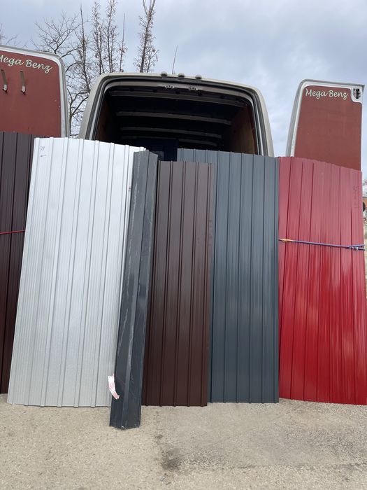 Tablă cutată colorată și zincată