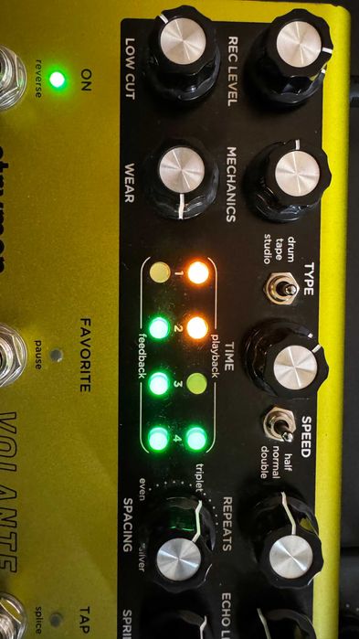 Strymon Volante tape echo delay ефект