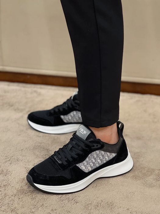 CD B30 Black/Gray