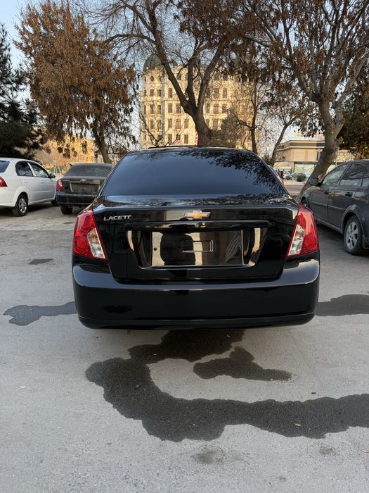 Gentra ideal holatdagisi