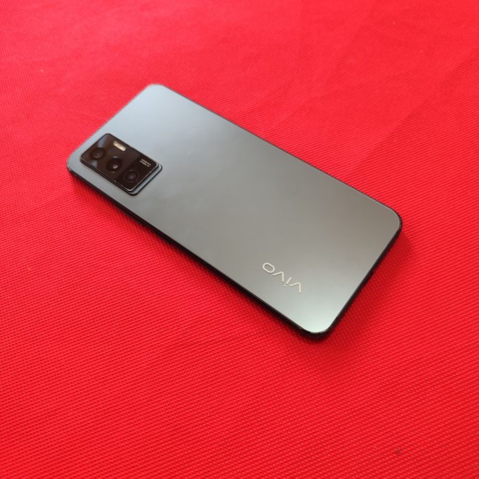 Vivo V23e ideal holatda Perfectum oʻqidi