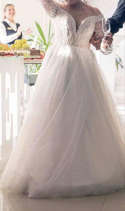 Vând rochie de mireasă