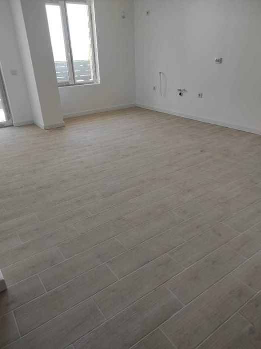 Apartament nou 2 camere, TVA 0 , zona centrala ,70 mp , loc parcare inclus