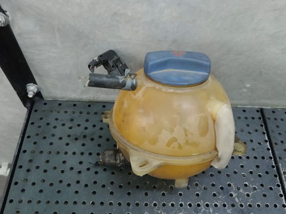 vas expansiune audi a3 8l  skoda octavia 1 1u 1j0121403b