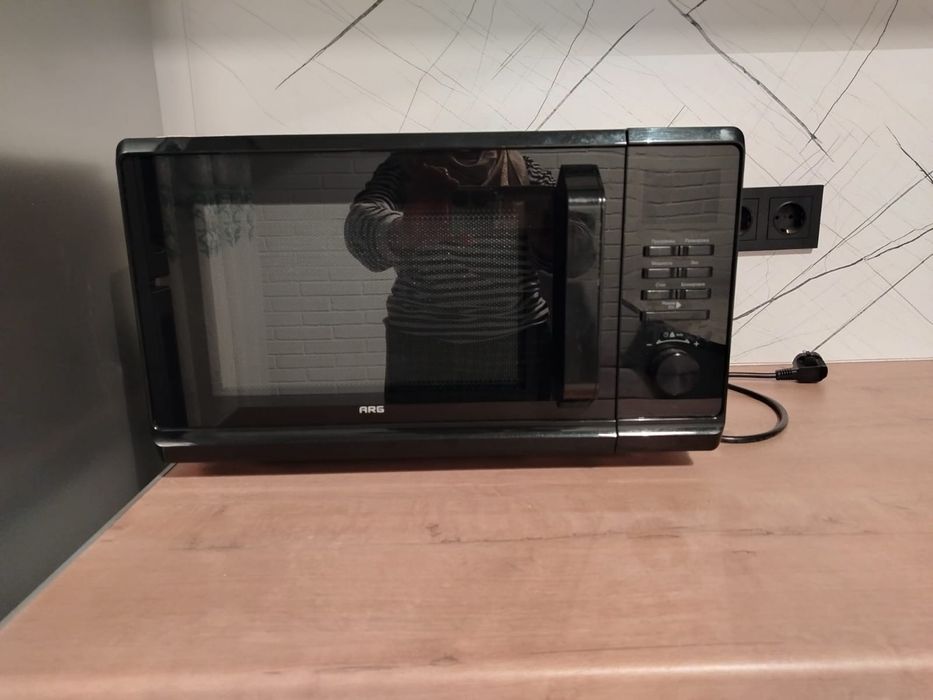 Электроплита с духовкой!