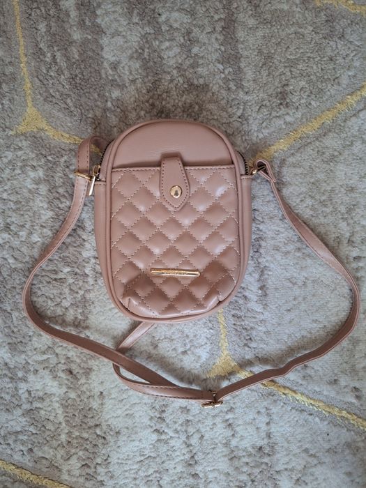 Lot 2 gentuțe, o singură purtare