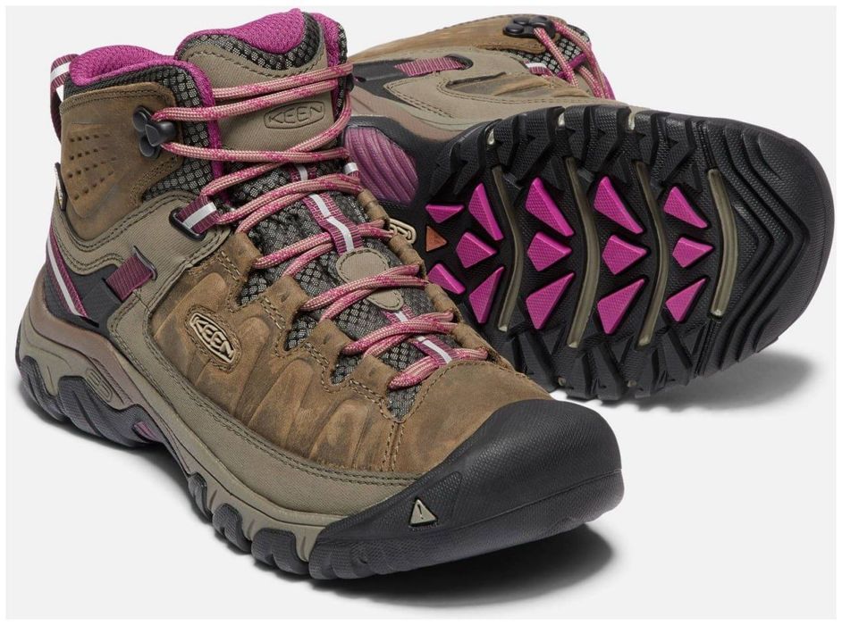 Женские походные ботинки KEEN