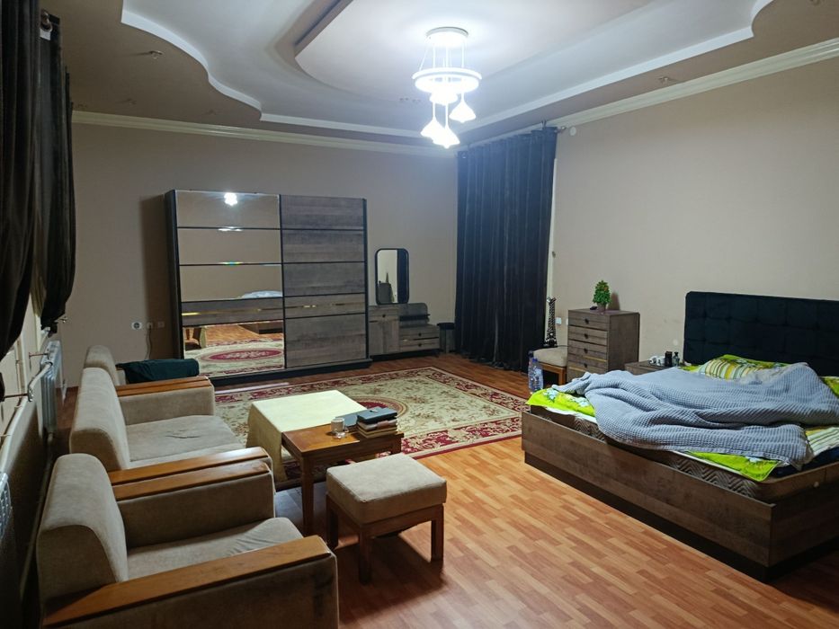 Диккат эьлон Уй сотилади