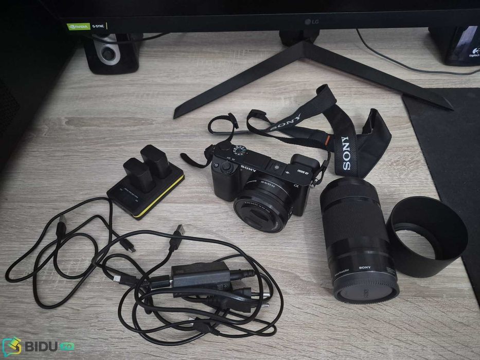 Pachet promo Sony Alpha A6000 L Mirrorless