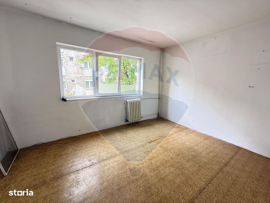 De vânzare apartament 2 camere , Etaj 1, Str. Moldovei, Rogerius