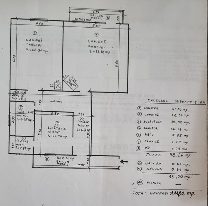 Vând apartament interbelic, 98.24 mp, etaj 1, inaltime 3.8m, două balcoane, str Horea.