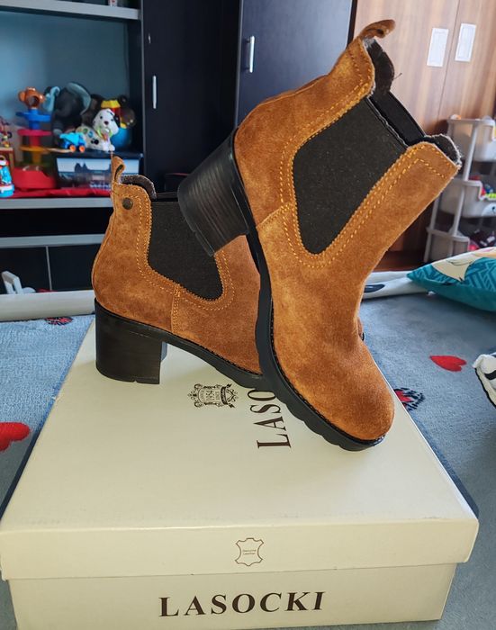 Botine Lasocki piele întoarsă Nr 38