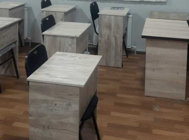 Parta bilan stul sotamsm