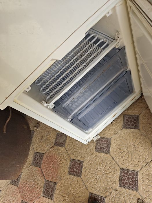 Тоңазытқыш,  Холодильник.