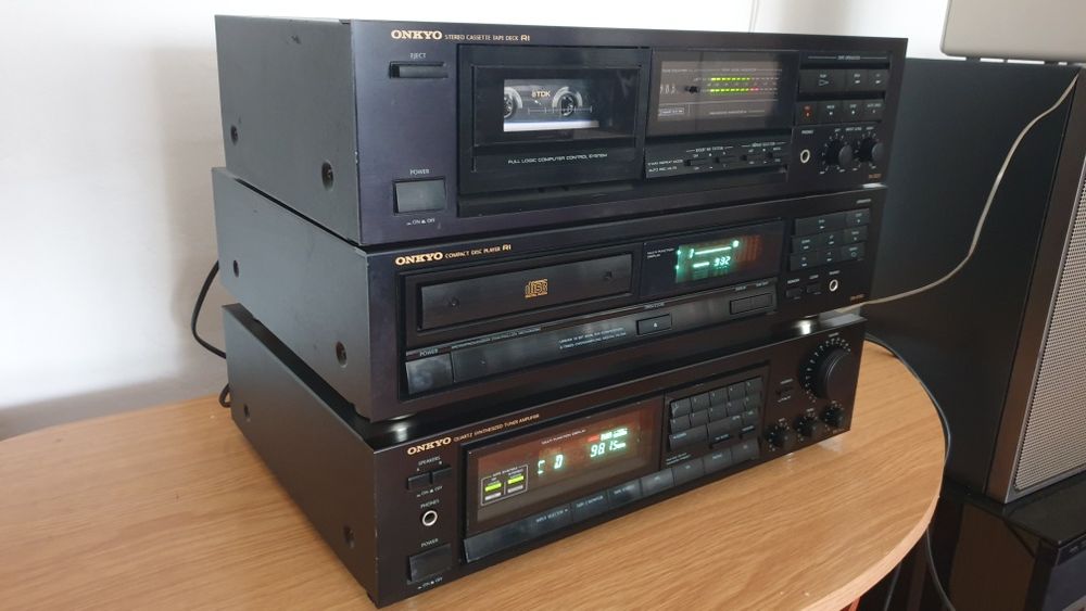 Linie audio Onkyo TX-7700
