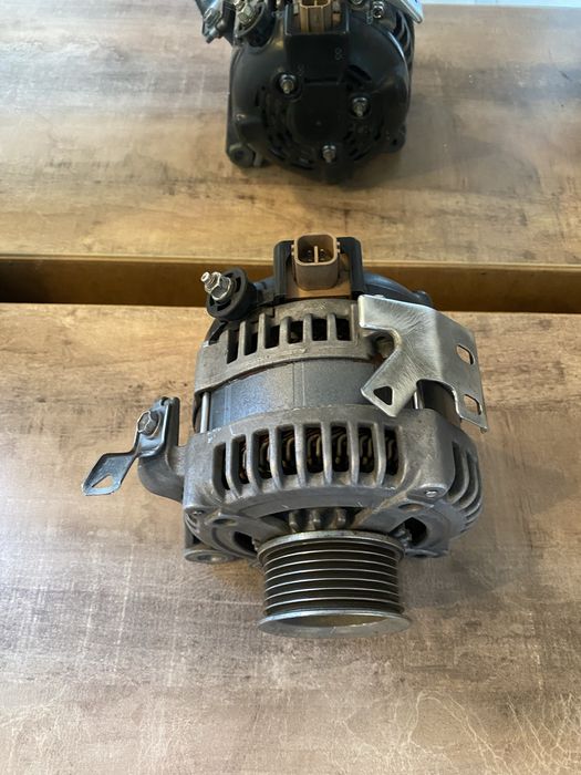 Генератор на камри 35-40 обьем 2.4.