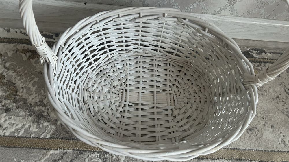 Продам корзины новые