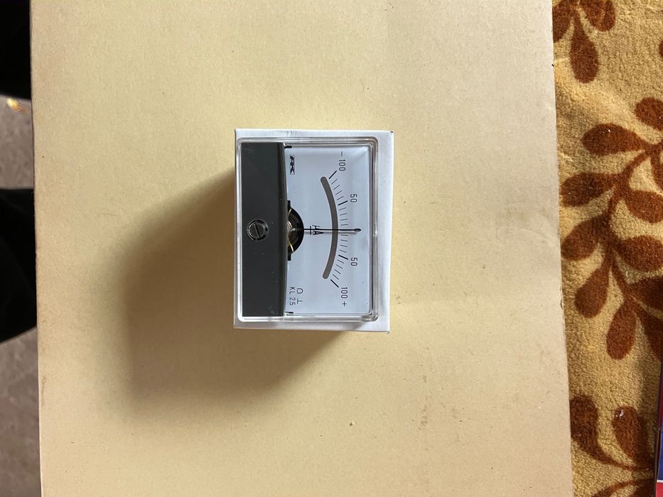 Продавам измервателни уреди стрелкови внос от Германия