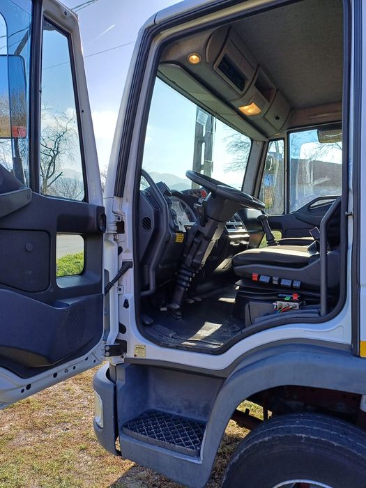 Iveco eurocargo basculabil cu macara 100 E18 import Italia 105.000 km