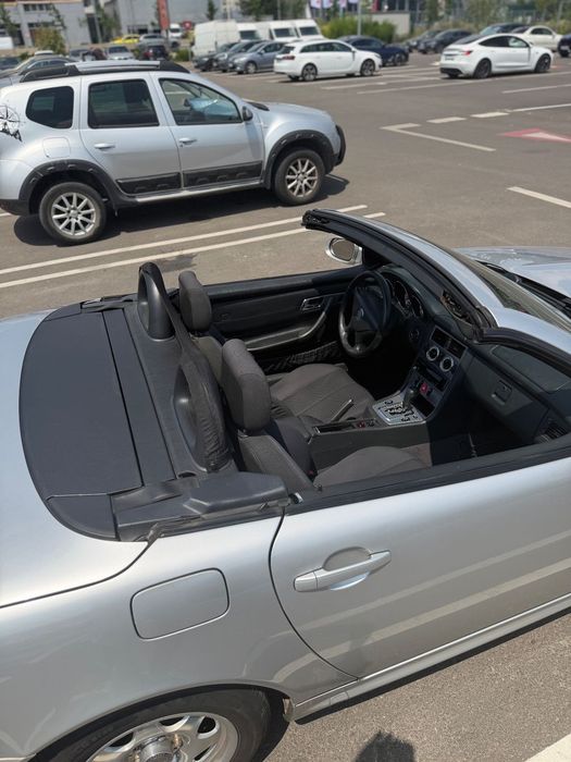 Mercedes-Benz SLK Adusă pe roți din Germania