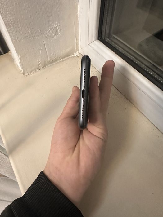 Продаю Iphone 11,64gb