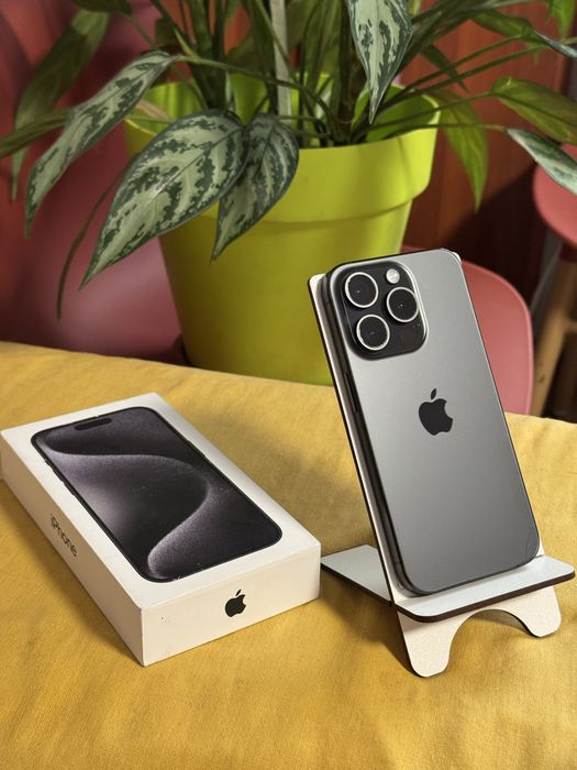 Iphone 15 pro без ремонта акум 89%