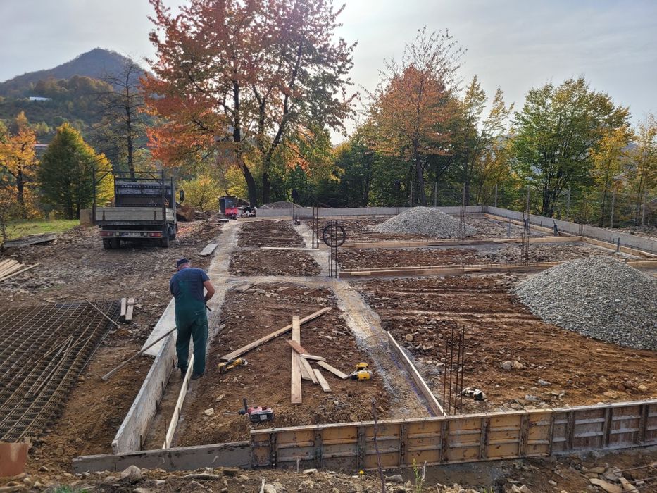 Lucrari Constructi Metal Zidarie Acoperis FundatiI   Garduri  Sapaturi