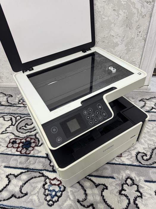 Epson m2140 4v1 scaner kserokopiya printer holati ideal aybi yoq