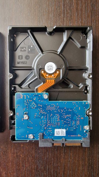 Vand componente PC: Procesor Intel  Core i5 8400, HDD Toshiba 1 TB, memorie RAM Samsung 8 GB, 2666 MHz