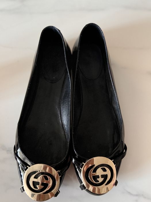 Balerini de piele lacuita Gucci