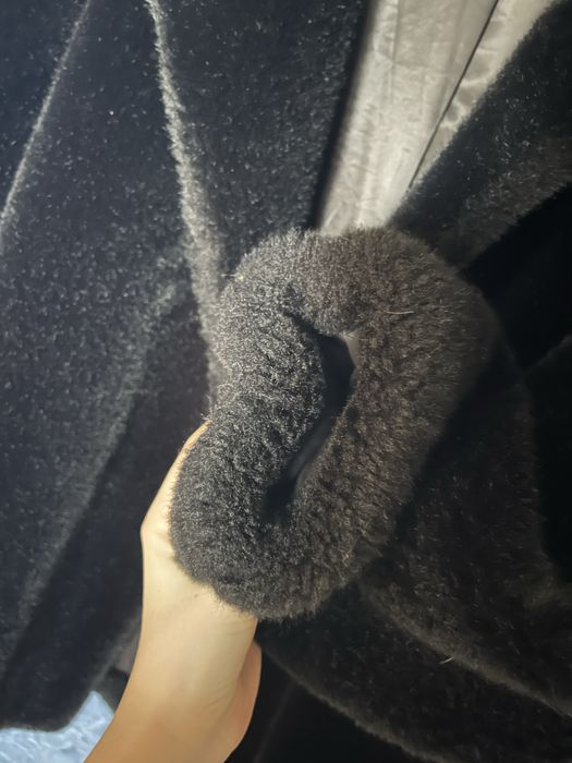 Zara пухкаво палто xs-s