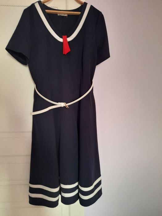 Продам платья 52-54 размера