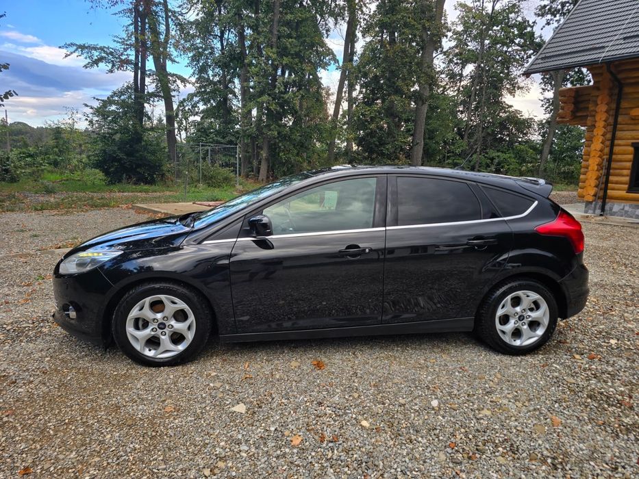 Ford Focus benzină