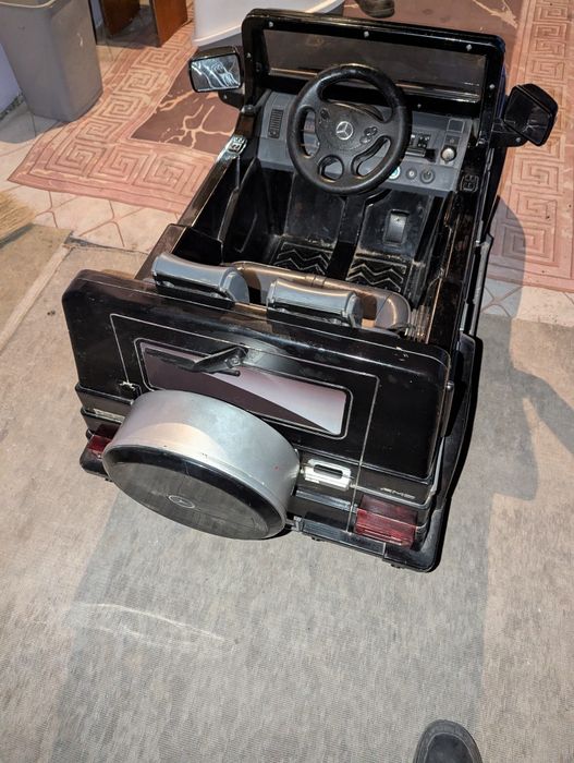 Детский автомобиль