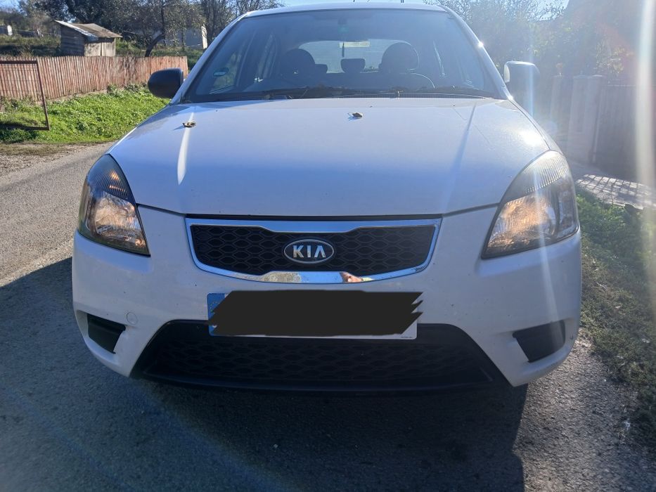 Stop stanga dreapta haion bara spate kia rio 2010 facelift piese