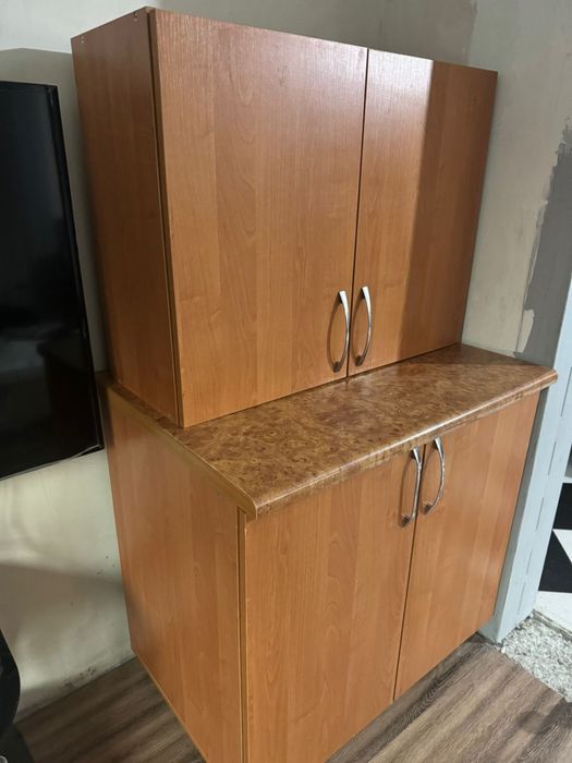 Кухонный шкаф