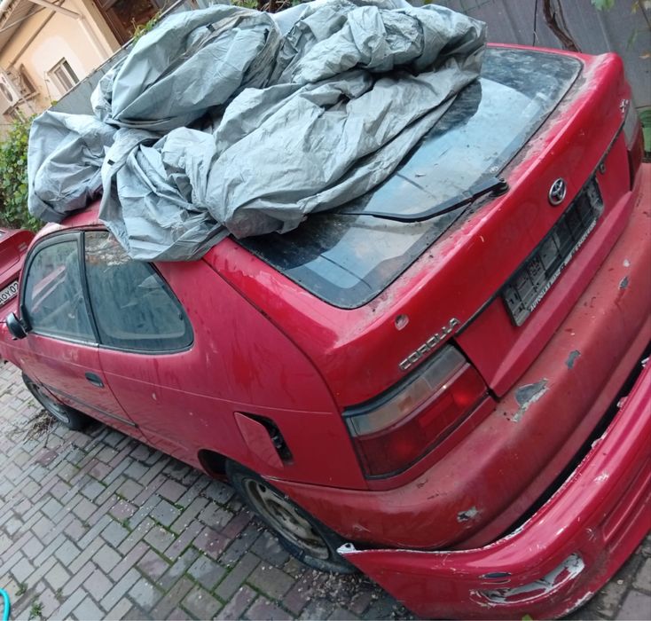 Toyota corolla e100