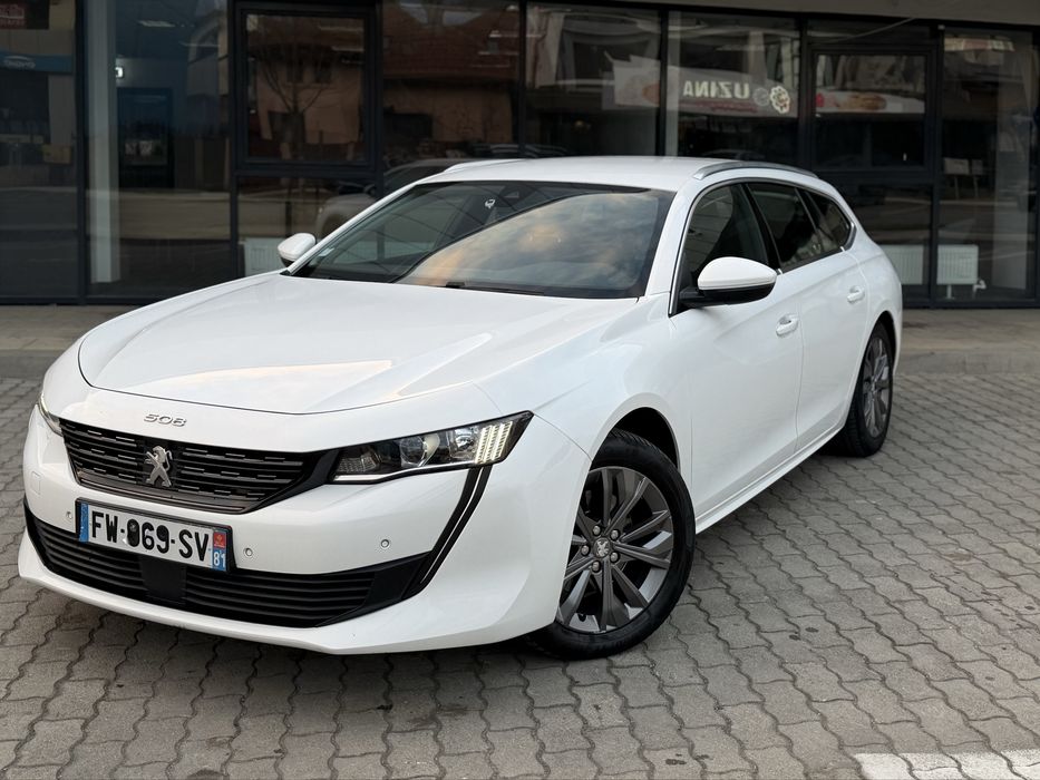 Peugeot 508-2022-Cockpit-Moduri de condus-Impecabil